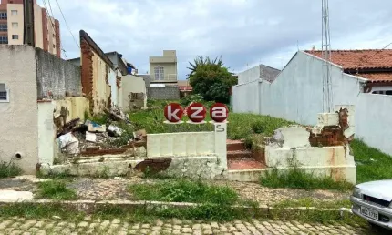 Terreno Comercial à Venda em Valinhos-SP na Vila Clayton, região central, 415m² de Área