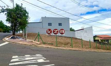 Terreno comercial à venda em Valinhos-SP, no Loteamento Residencial Ana Carolina, com 412,22m² de área!