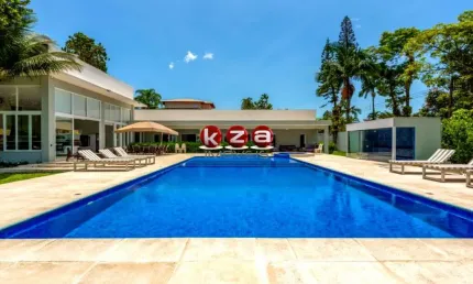 Maravilhosa Casa de luxo, frente para o mar, com 7 suítes em condomínio, Praia do Tenório/Vermelha em Ubatuba-SP - 930m² de área!