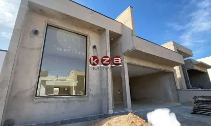 Casa de Alto Padrão em Condomínio no Jardim São Marcos em Valinhos-SP: 3 Quartos, 1 Suíte, 2 Salas, 4 Banheiros, 4 Vagas, 185m².