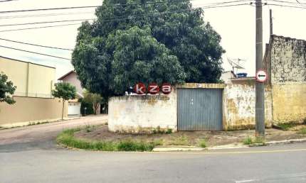 Excelente oportunidade de compra: Casa à venda em Valinhos-SP, Jardim Jurema, 2 quartos, 1 sala, 2 banheiros, 90 m²!