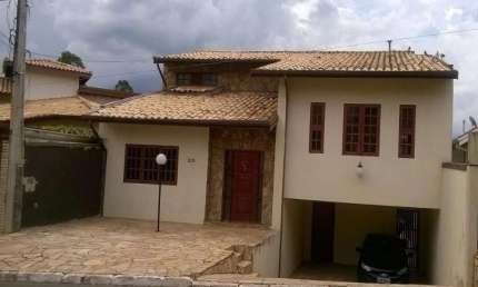 Casa de luxo em condomínio à venda em Campinas-SP, bairro Caminhos de San Conrado: 4 quartos, 2 suítes, 2 salas, 8 banheiros, 4 vagas, 351m².