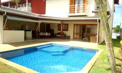 Casa de alto padrão em condomínio de luxo em valinhos-sp - 4 quartos, 1 suíte, 3 salas, 6 banheiros, 4 vagas, 320m².