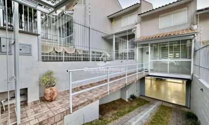 Casa com 2 quartos à venda na Gervasio Storchi, 973, São Luiz, Caxias do Sul por R$ 430.000