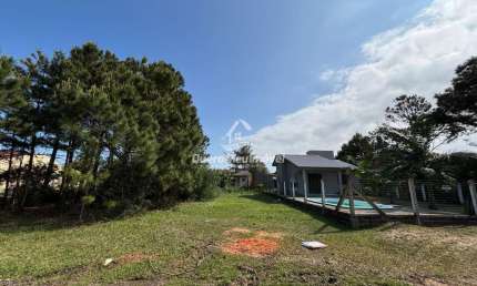 Terreno à venda na Itati, 1, Centro, Arroio do Sal por R$ 105.000