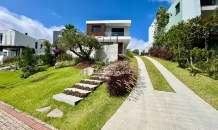 Casa em condomínio fechado com 4 quartos à venda na Estrada Vereador Ary Antônio Bergozza, 2059, Nossa Senhora da Saúde, Caxias do Sul por R$ 4.200.000