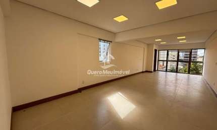Sala comercial com 1 sala à venda na Rua Sinimbu, 1536, Centro, Caxias do Sul por R$ 220.000