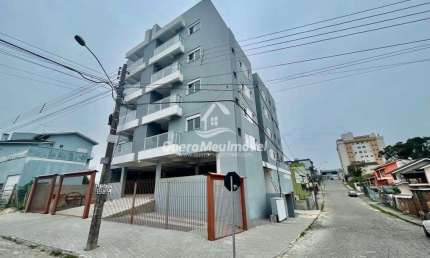 Apartamento com 2 quartos à venda na Rua Doutor Norberto Tonietto, 23, Charqueadas, Caxias do Sul por R$ 298.000