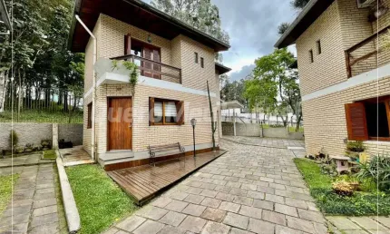 Casa com 3 quartos à venda na Rua Clélia Manfro, 1847, Petrópolis, Caxias do Sul por R$ 510.000
