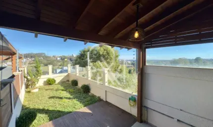 Casa com 2 quartos à venda na Rua Nedem Adelar Chedid, 82, Nossa Senhora da Saúde, Caxias do Sul por R$ 650.000