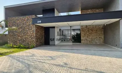 Belíssima casa de 445m², térrea, em terreno de 1000m², à venda no Saint Patrick