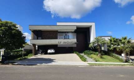 Belíssimo sobrado, mobiliado, 787m², 5 suítes, à venda no Res. Saint Patrick