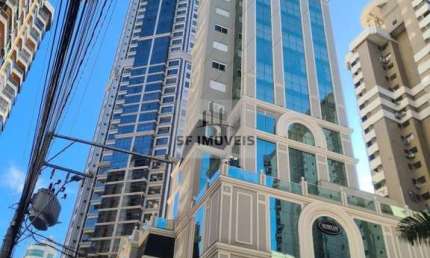 Belíssimo apto de 170m², 4 suítes no Le Visage Divinité, Centro de Camboriú