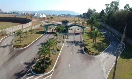Excelente terreno de 720m², plano, à venda no Residencial Evidence