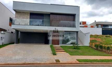 Excelente casa de 295m², 3 suítes, à venda no Alphaville Nova Esplanada 3