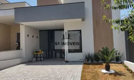Ótima casa térrea, 114m², 3 dormitórios, 1 suíte, à venda no Villággio Ipanema
