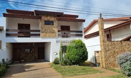 Excelente sobrado de 305m², 3 dormitórios, 1 suíte, à venda no Granja Olga 1