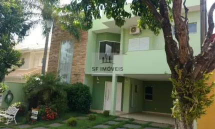 Excelente sobrado à venda, 300m², 2 suítes, à venda no Granja Olga II