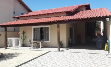 Excelente Casa 228m2  á Venda 02 suítes Praia de Itaipuaçu Maricá/RJ.