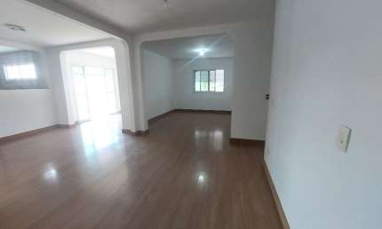 Casa À Venda Com 03 Quartos 203 M² Em Tribobó São Gonçalo/RJ