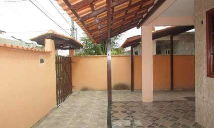 Casa Duplex em Santa Isabel - 02 Quartos - Suíte - Quintal - Garagem - São Gonçalo - RJ.
