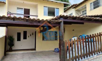Casa de condomínio para venda possui 133 metros quadrados com 3 quartos em Itaúna - São Gonçalo - RJ