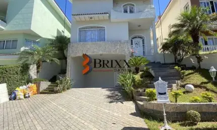 CASA CONDOMÍNIO COM 03 QUARTOS Á VENDA- LOCAÇÃO-CONDOMÍNIO ARUJÁ 5- ARUJÁ