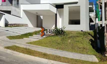 CASA TÉRREA Á VENDA COM 03 SUÍTES -COND. ARUÃ BRISAS-MOGI DAS CRUZES