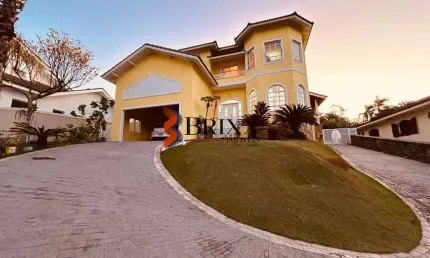 CASA CONDOMÍNIO COM 03 SUÍTES PARA LOCAÇÃO -ARUJAZINHO I II III-ARUJÁ