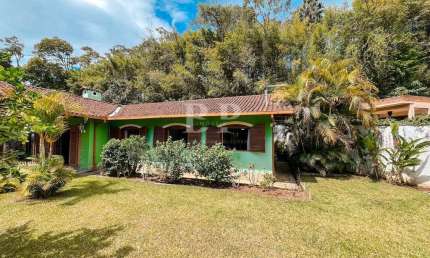 Casa para Venda em Teresópolis, Parque do Imbuí, 3 dormitórios, 1 suíte, 2 banheiros, 2 vagas