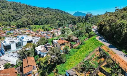 Terreno à venda na Rua General José Ribeiro, 517, Vale do Paraíso, Teresópolis