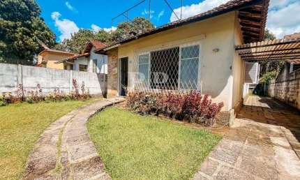 Casa para Venda em Teresópolis, Alto, 2 dormitórios, 2 banheiros, 3 vagas