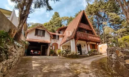 Casa para Venda em Teresópolis, Cascata dos Amores, 3 dormitórios, 2 banheiros, 3 vagas