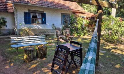 Casa para Venda em Teresópolis, Fazenda Suíça, 3 dormitórios, 1 suíte, 3 banheiros, 3 vagas