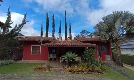 Casa em Condomínio para Locação em Teresópolis, Vargem Grande, 3 dormitórios, 1 suíte, 2 banheiros, 1 vaga