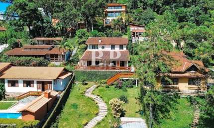Casa em Condomínio para Locação em Teresópolis, Carlos Guinle, 4 dormitórios, 1 suíte, 3 banheiros, 1 vaga