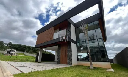 Casa em condomínio fechado com 3 quartos à venda na Rua Comendador Orlando Ceccon, 1111, Butiatumirim, Colombo por R$ 2.990.000