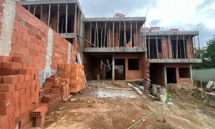 Casa com 3 quartos à venda na Rua Francisco das Chagas Lopes, 816, Boa Vista, Curitiba por R$ 799.000