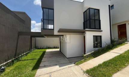 Casa em condomínio fechado com 3 quartos à venda na Rua Nossa Senhora do Rocio, 223, Santa Cândida, Curitiba por R$ 499.500