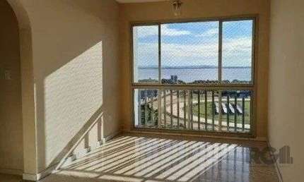 Apartamento com 3 dormitórios, 2 banheiros, 1 vaga de garagem, no bairro Cristal, Porto Alegre/RS
