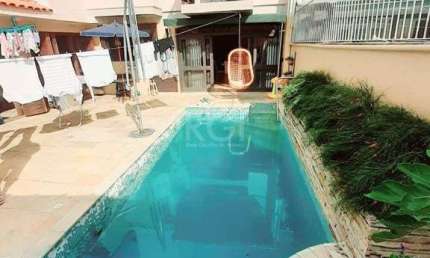 Casa para Venda - 260m², 4 dormitórios, sendo 1 suites, 4 vagas - Nonoai
