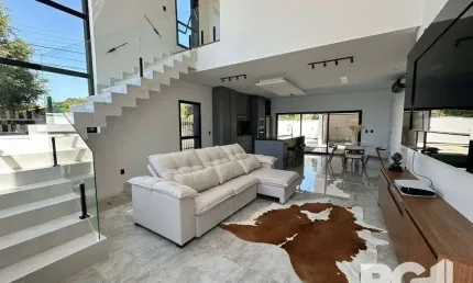 Casa de alto padrão a venda, totalmente mobiliada, com 2 dormitórios, 1 suite e 2 vagas no centro de nova santa rita.