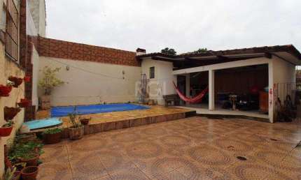 Casa para Venda - 150m², 4 dormitórios, sendo 1 suites, 3 vagas - Nonoai