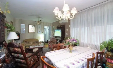 Apartamento com 3 quartos à venda na Rua Mariante, 711, Rio Branco, Porto Alegre
