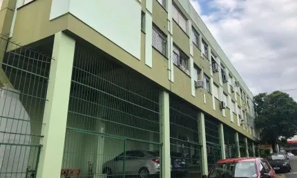Apartamento com 2 quartos para alugar na Rua Alexandre Snel, 111, Coronel Aparício Borges, Porto Alegre