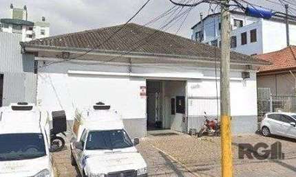 Prédio à venda na Avenida Pátria, 1497, São Geraldo, Porto Alegre