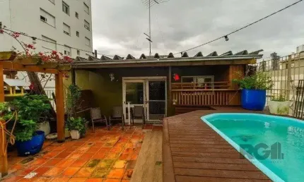Cobertura 125m² - 3 dormitórios, 2 vagas no bairro Petrópolis