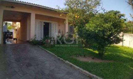 Casa para Venda - 252m², 3 dormitórios, 2 vagas - Belém Novo