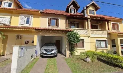 Casa Condominio em Porto Alegre, no bairro Espírito Santo, com 3 dormitório(s), e 3 banheiros, à venda.