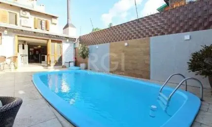 Casa em porto alegre, no bairro ipanema, com 4 dormitório(s), e 4 banheiros, à venda.